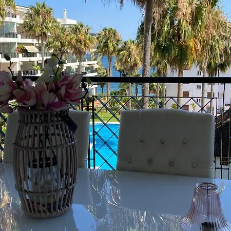 Mi Capricho With Sea Views And Gardens *