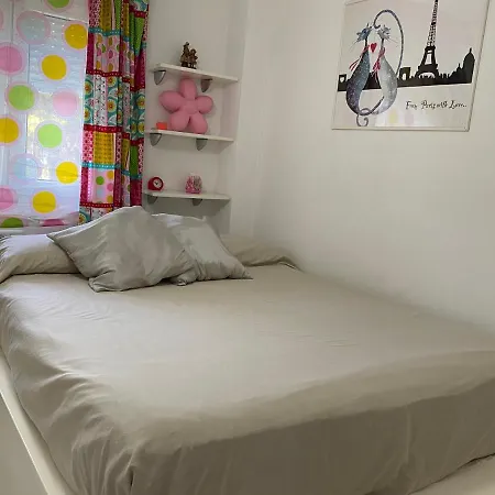 Apartment Mi Capricho With Sea Views And Gardens