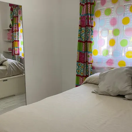 Apartment Mi Capricho With Sea Views And Gardens