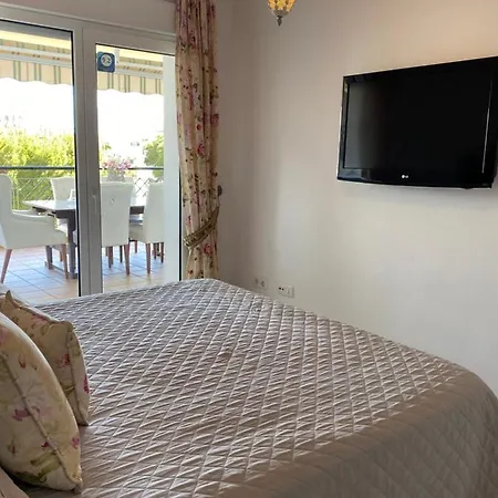 Mi Capricho With Sea Views And Gardens Apartman